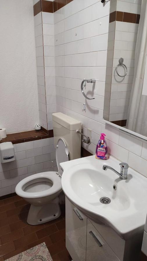 Ferienwohnung Jasna1 Knin Exterior foto