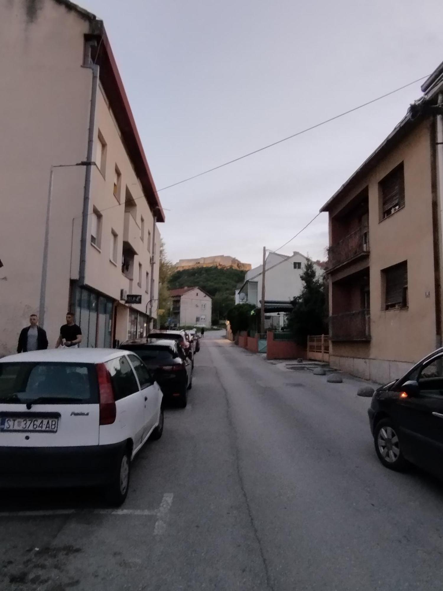 Ferienwohnung Jasna1 Knin Exterior foto