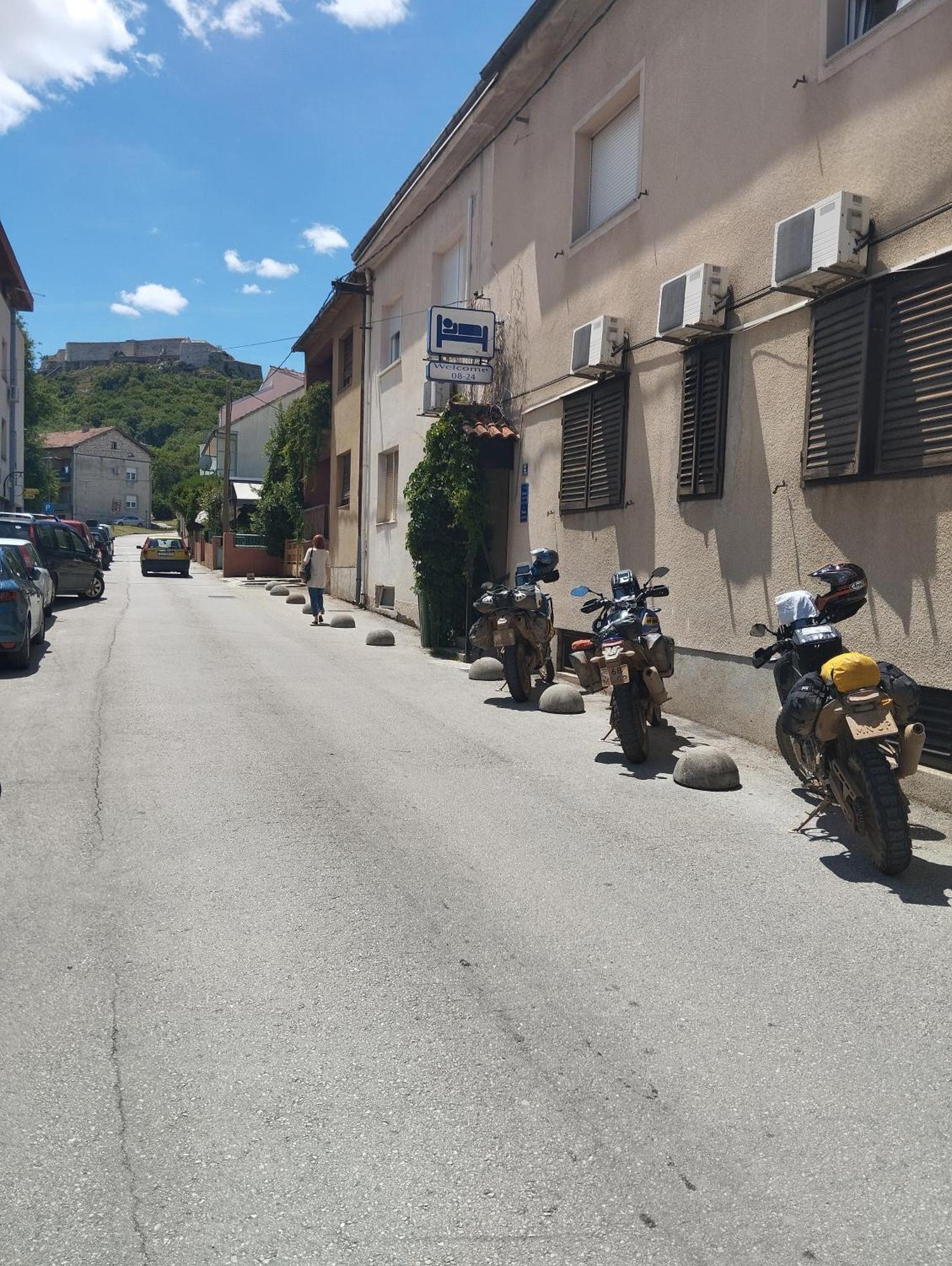 Ferienwohnung Jasna1 Knin Exterior foto